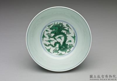 图片[3]-White bowl with five green dragons, Ming dynasty, Zhengde reign (1506-1521)-China Archive